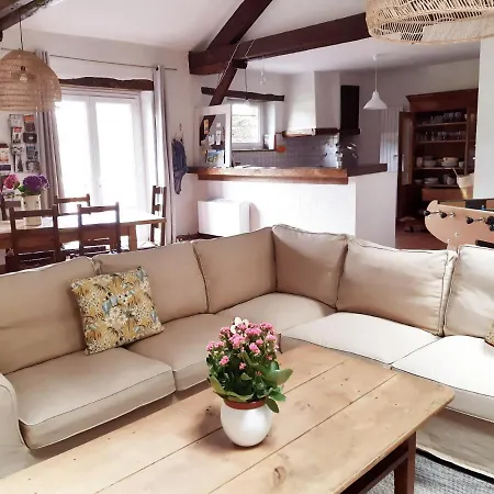 Casa vacanze De La Rivière